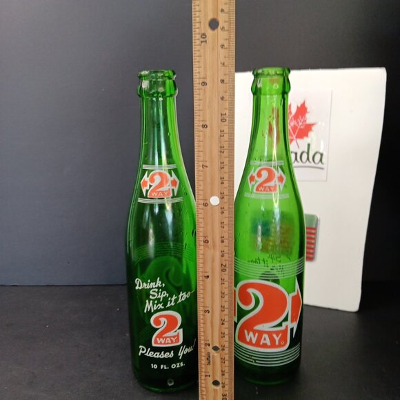 Vintage 2 WAY 10 Oz Glass Pop Bottle Pair Of 2pcs Rare Bottles! - Picture 10 of 13